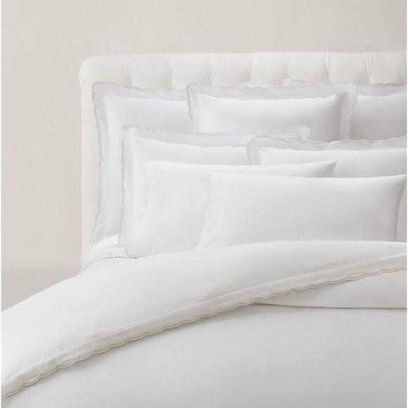 RALPH LAUREN Home Malin Scallop 500 Thread Count Queen Flat Sheet - Picture 2 of 5